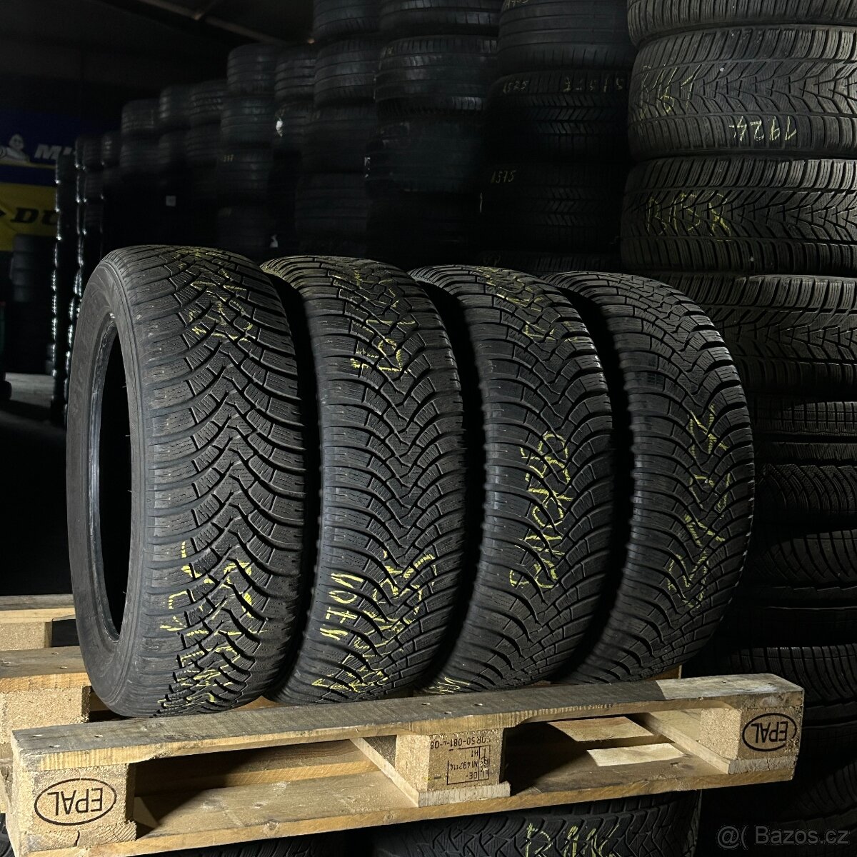 Zimní pneu 205/55 R17 95V Falken 7mm