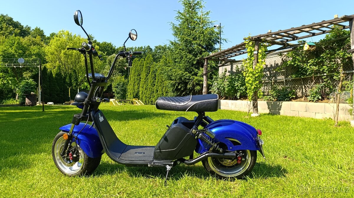 Prodám elektroskútr chopper s výraznou slevou skoro nejetý