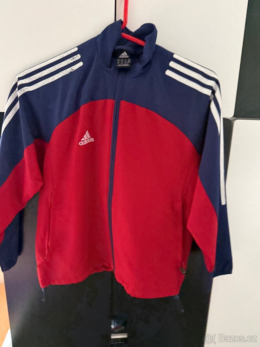 Adidas bunda
