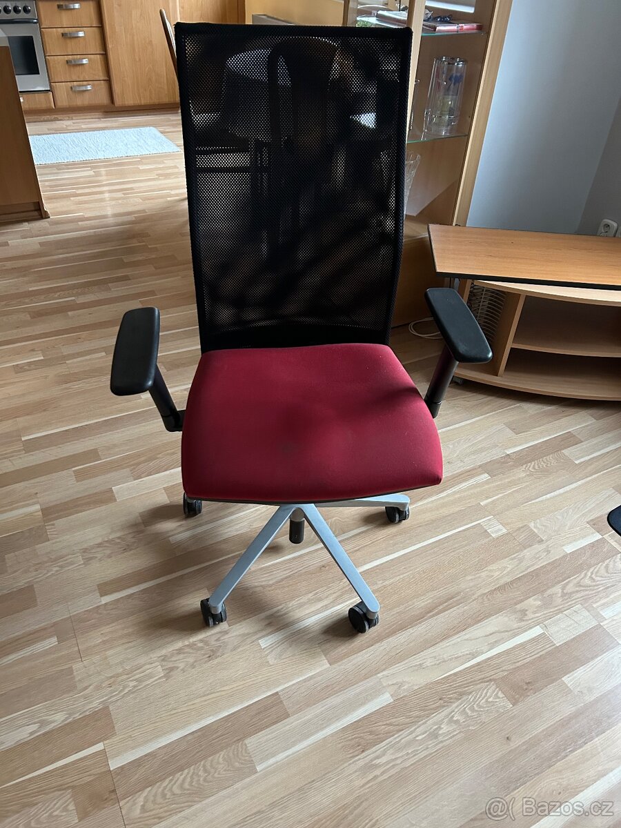 Kancelářská židle