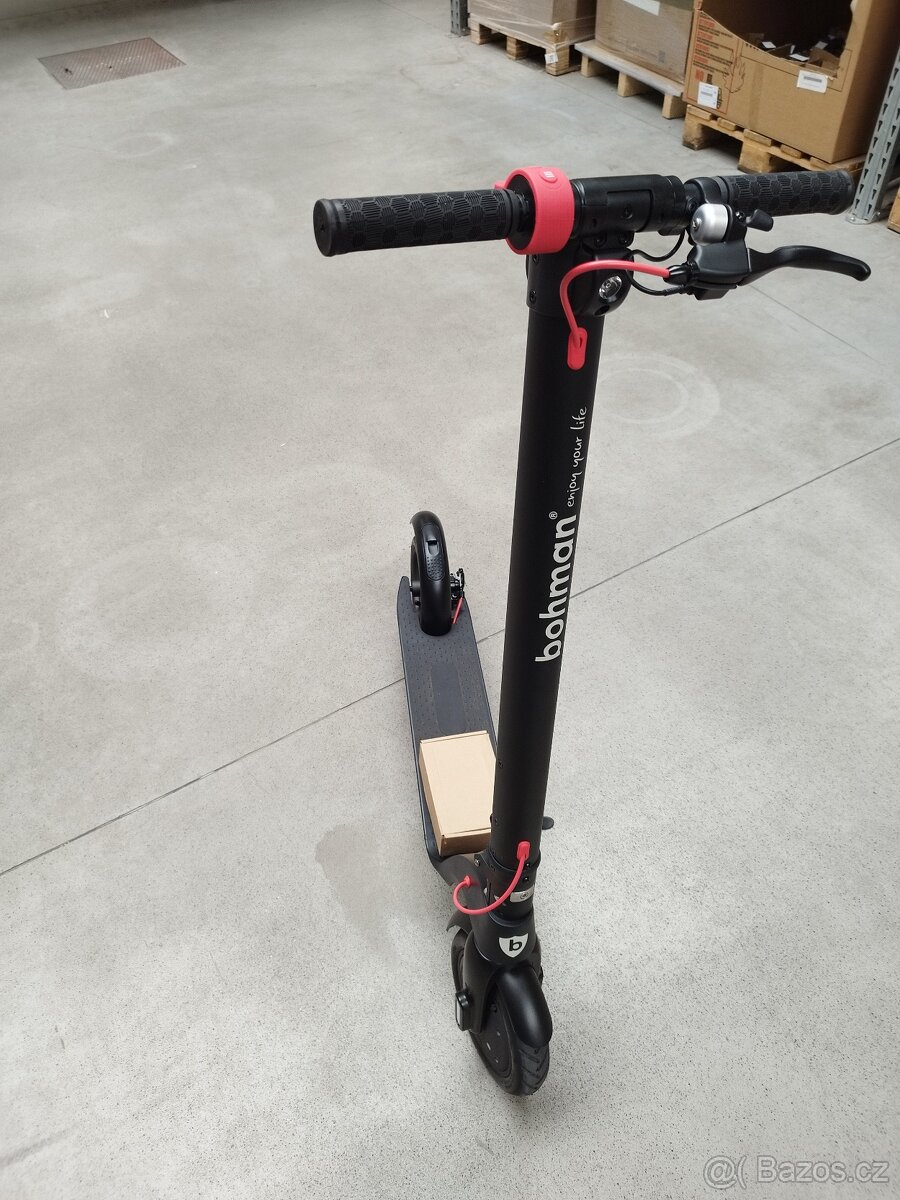 Koloběžka MOPMAN Go Red 250W (č.106)