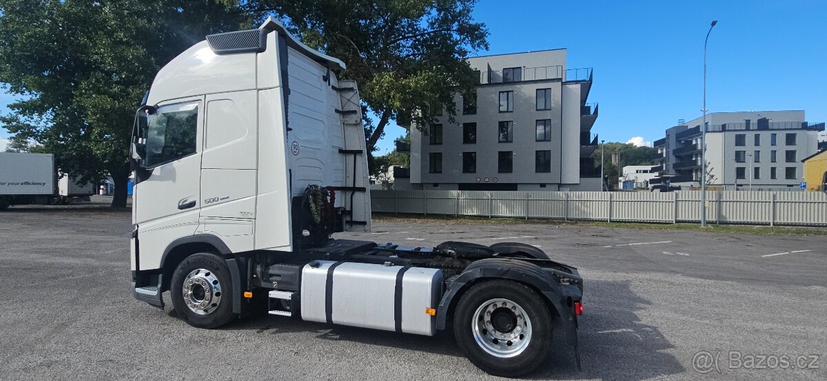 VOLVO FH 500 - TAHAČ NÁVĚSŮ