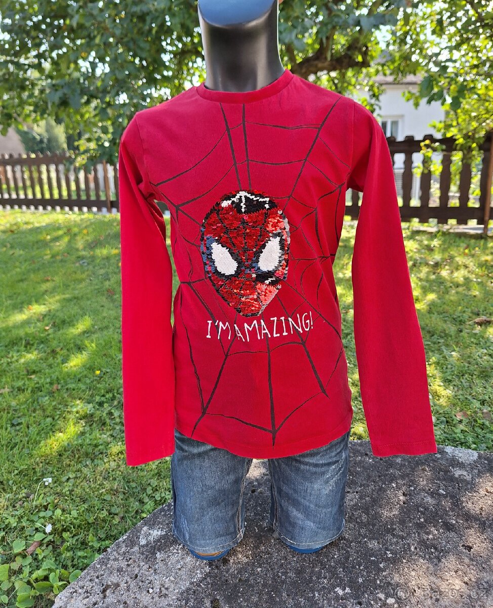 TRIKO S DLOUHÝM RUKÁVEM zn. MARVEL vel.128