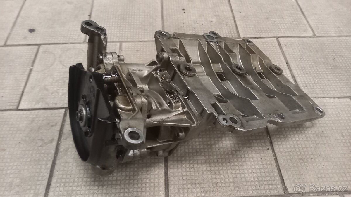 BMW olejové vakuové čerpadlo