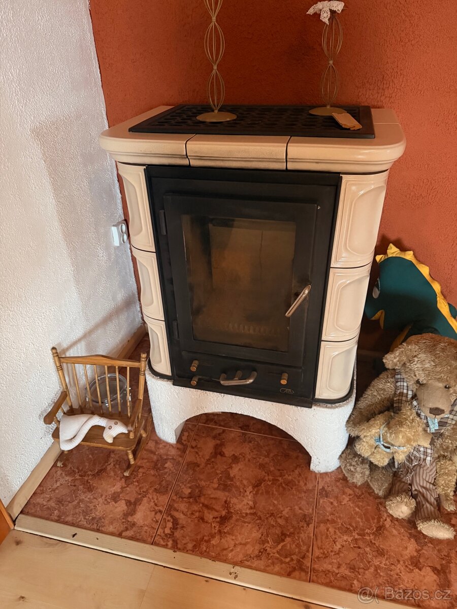 Kachlová kamna