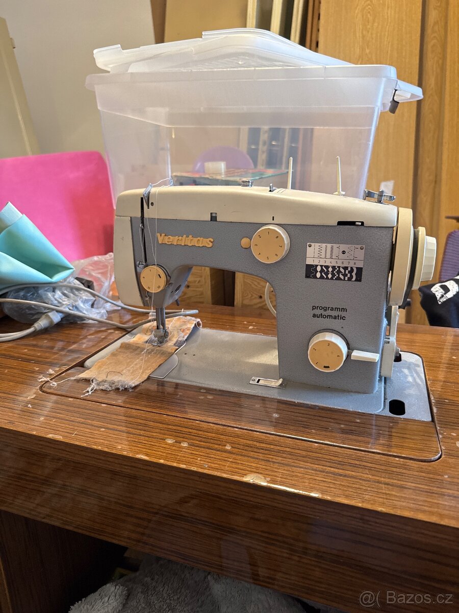 Šicí stroj Veritas