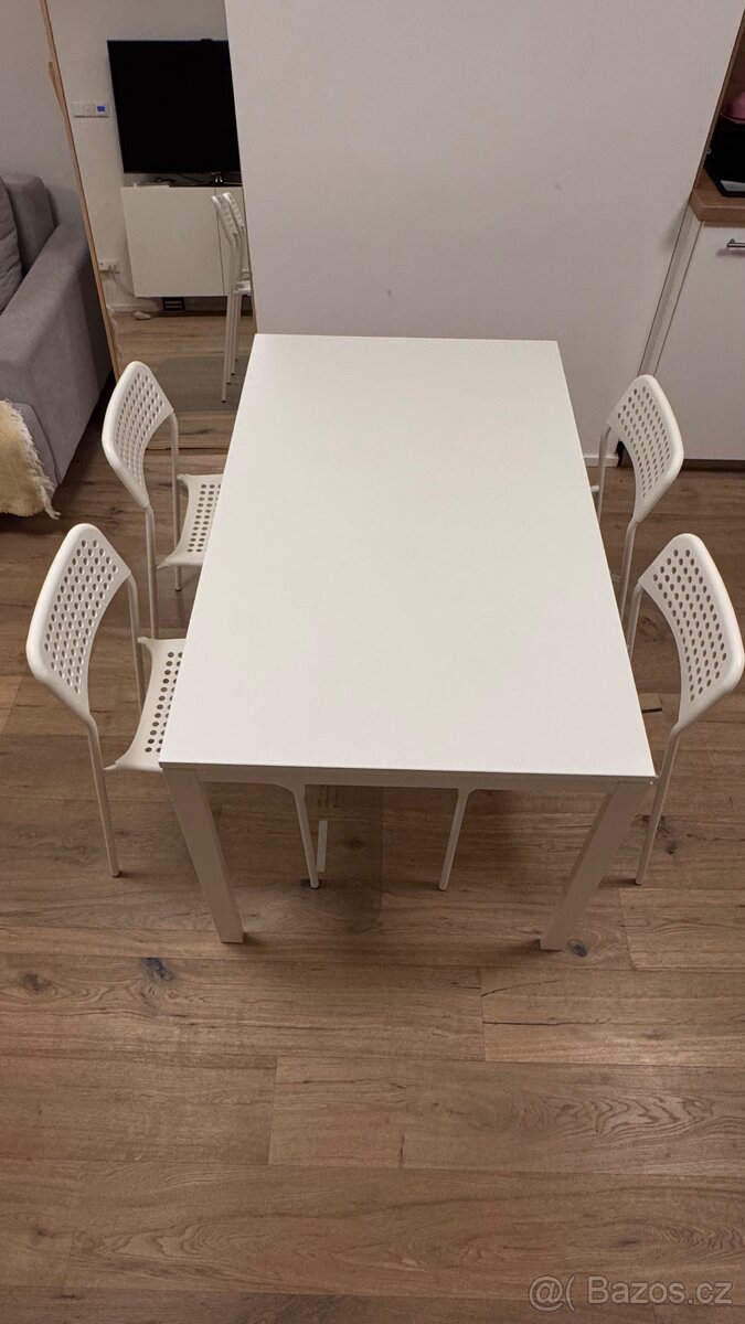 Stul a 4 zidle, bílá/bílá, 125x75 cm