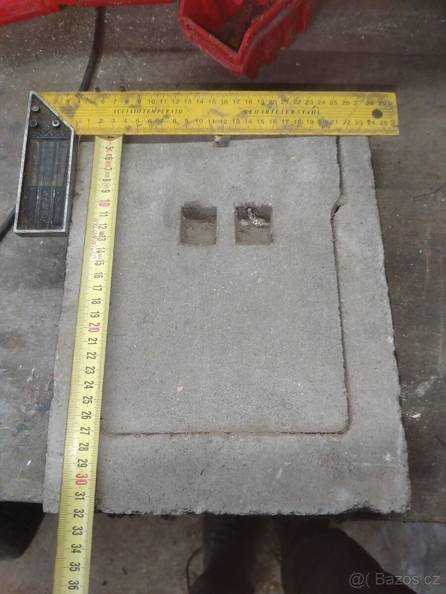 komínová dvířka betonová