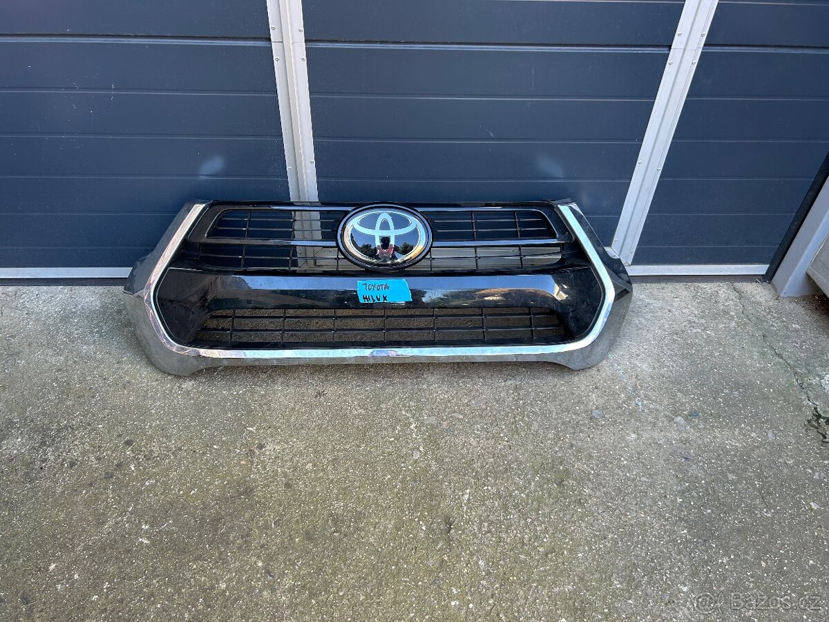 Toyota, Nissan, Luxus