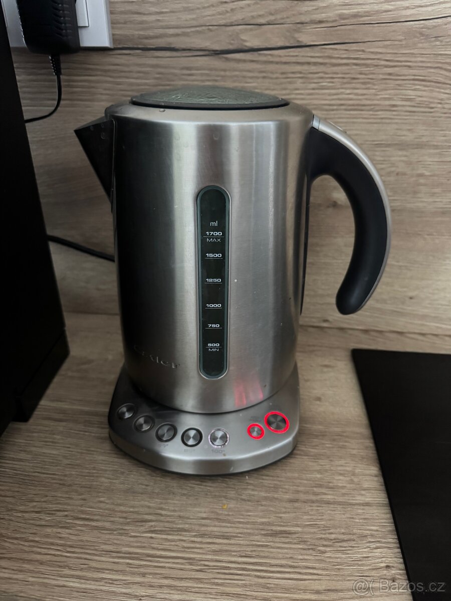 Rychlovarná konvice Catler