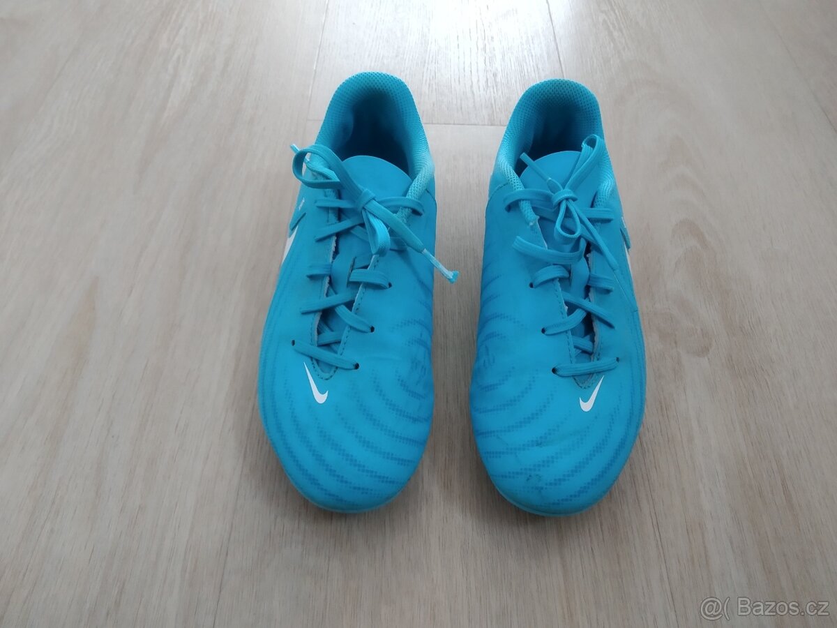 Kopačky zn. Nike vel.35,5