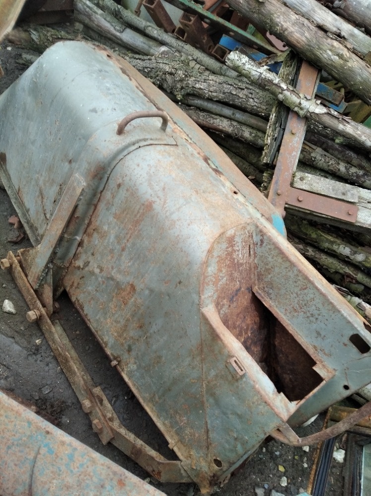 Prodám blatníky na ZETOR25