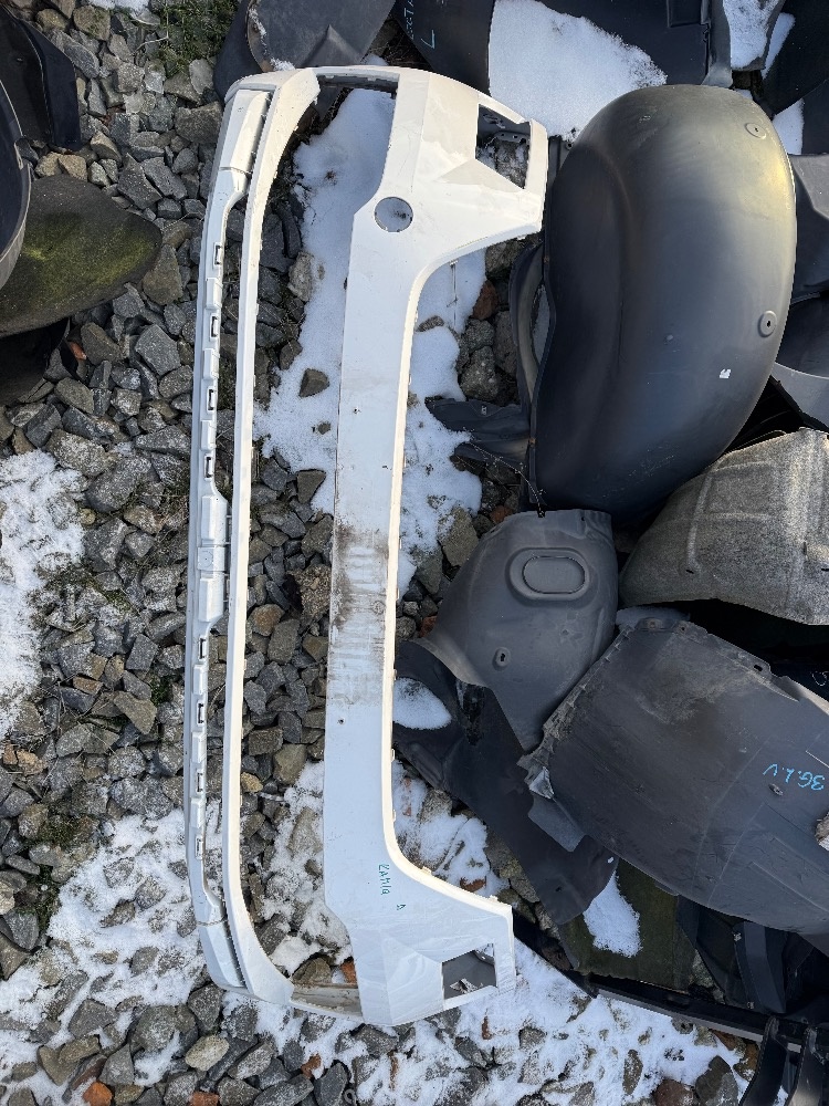 Prodám přední nárazník Škoda Kamiq