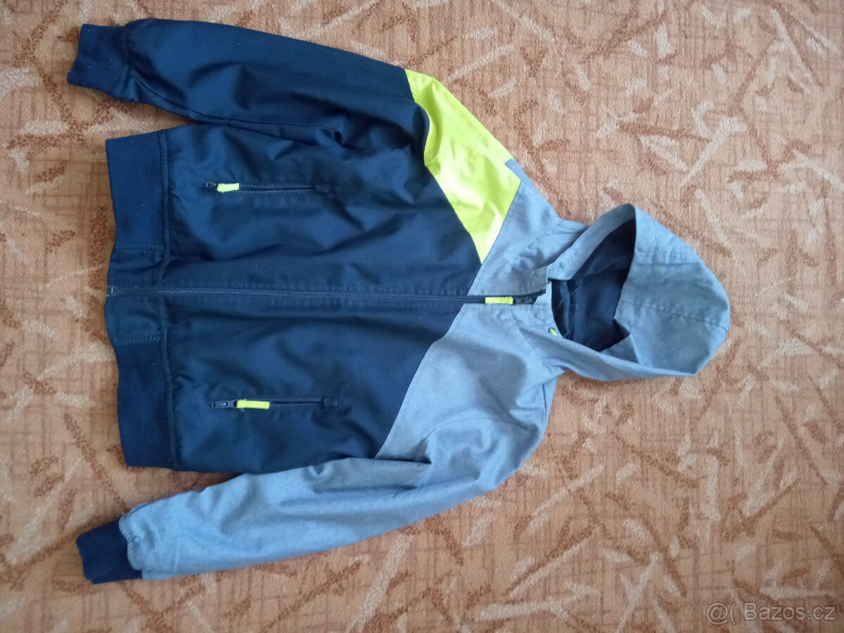 Softshellová bunda vel 146/152