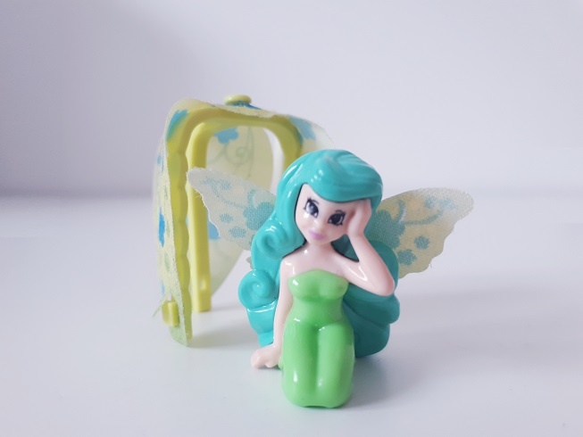 KINDER FIGURKA • VÍLA S DOMEČKEM