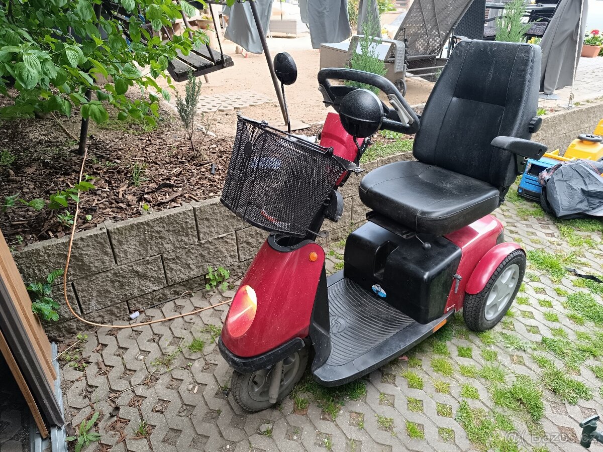 Elektrická tříkolka pro seniory