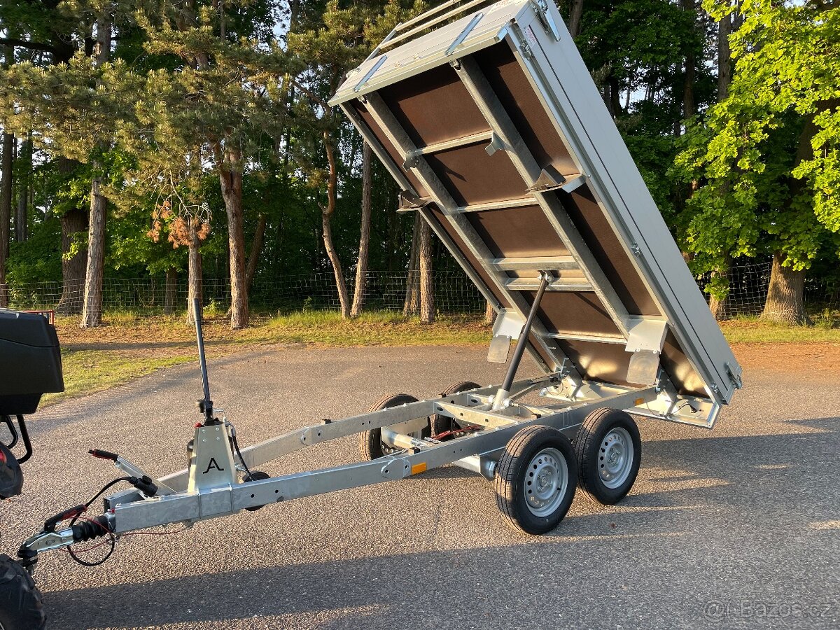 Nový bržděný sklopný přívěs Anssems 2000 kg