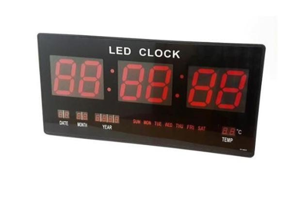 Velké, nástěnné LED hodiny s budíkem, teploměrem, datumem, z