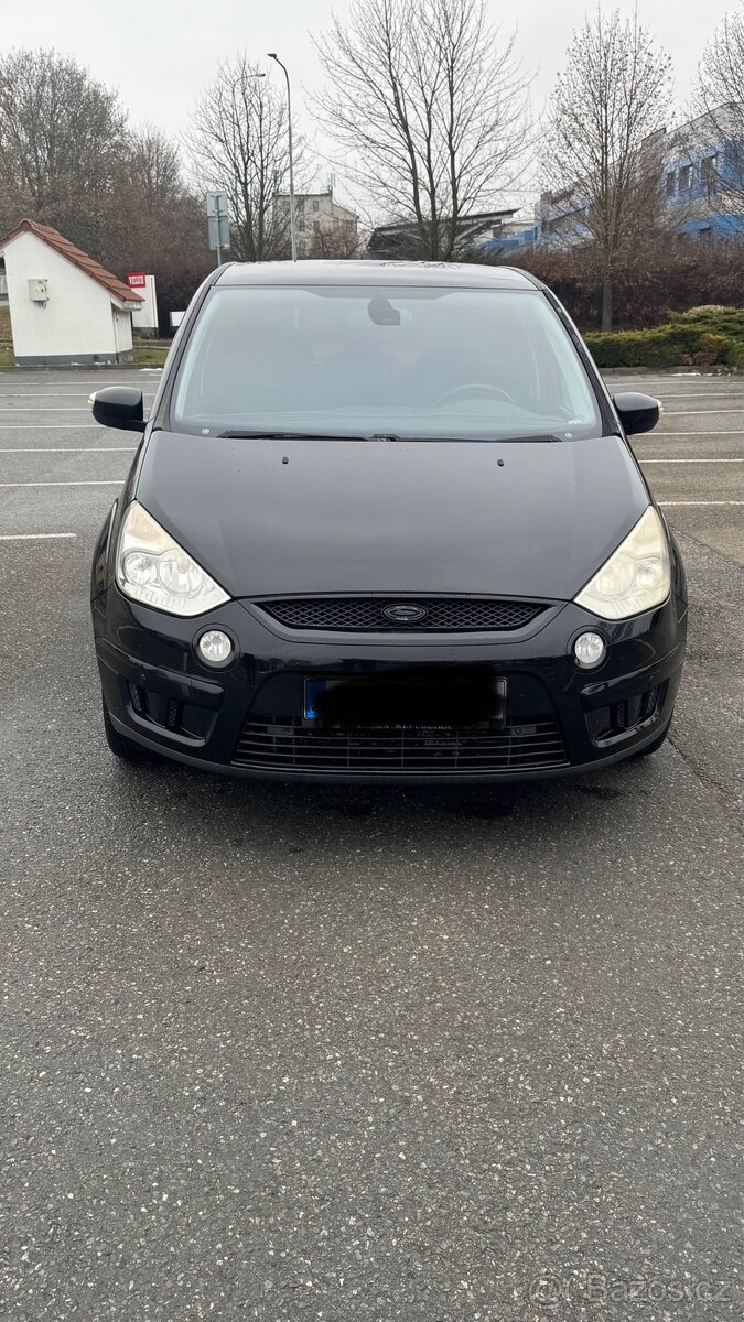 Ford S Max 2,5 benzín