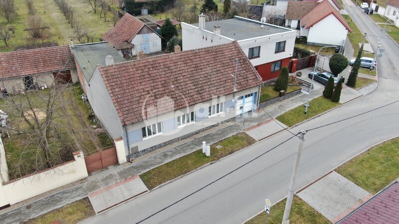 Prodej RD 5+2, Kozlany, pozemek 800 m2