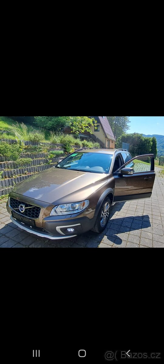 VOLVO XC70 D4 AWD TOP STAV