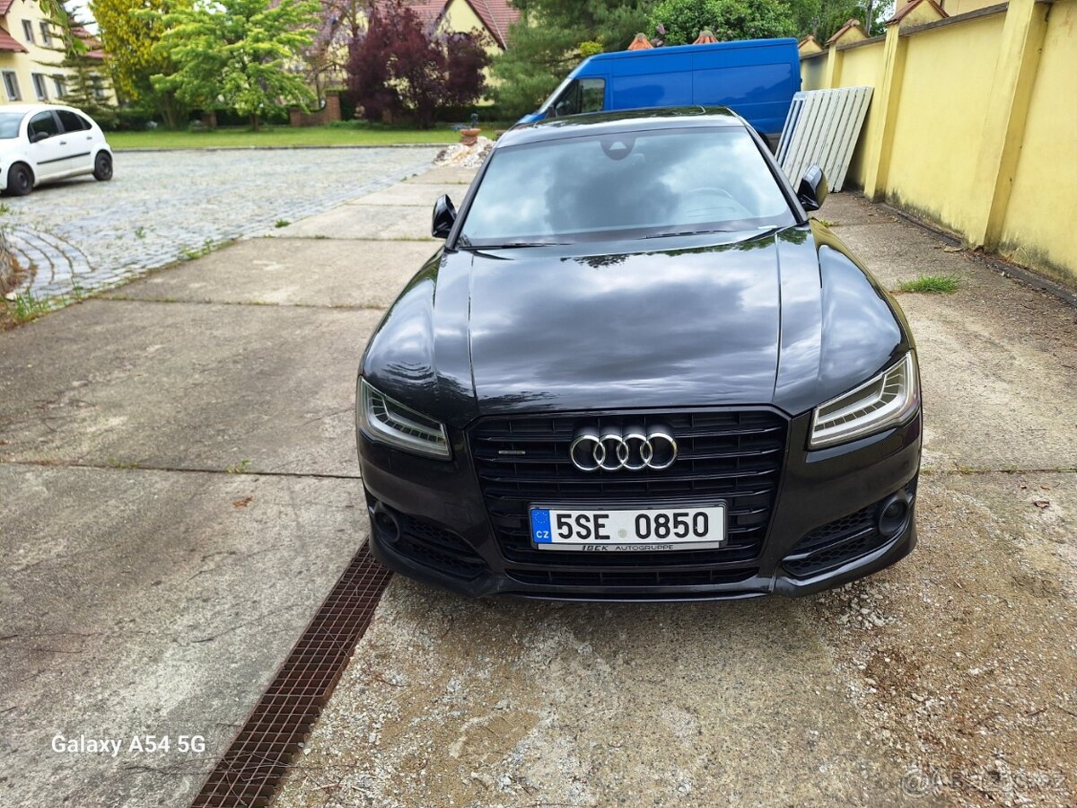 prodám Audi A8 4.2TDI V8 (rok výroby 2016) TOP VÝBAVA (možno