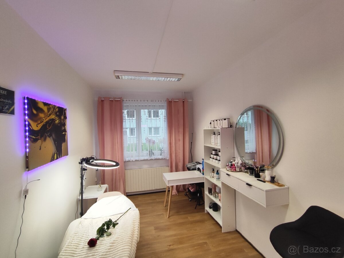 Salon v centru města Bzenec