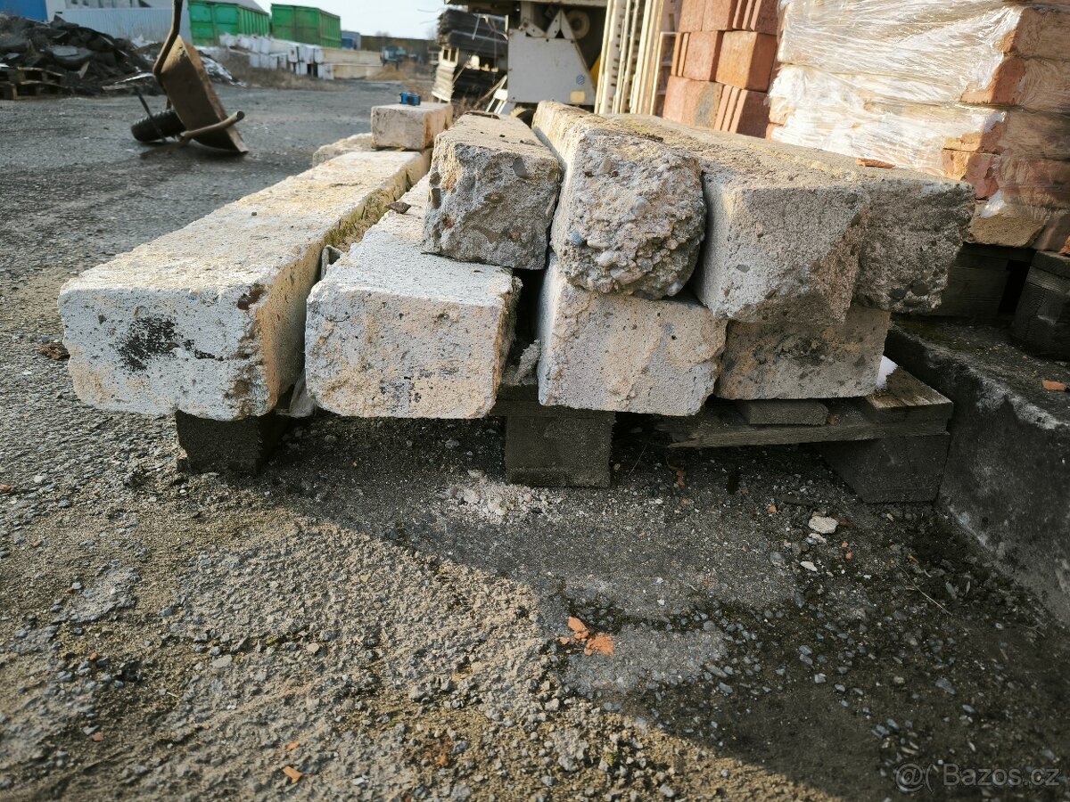 Betonové překlady, sloupky, desky