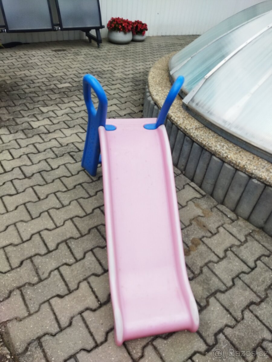 Skluzavka do vody
