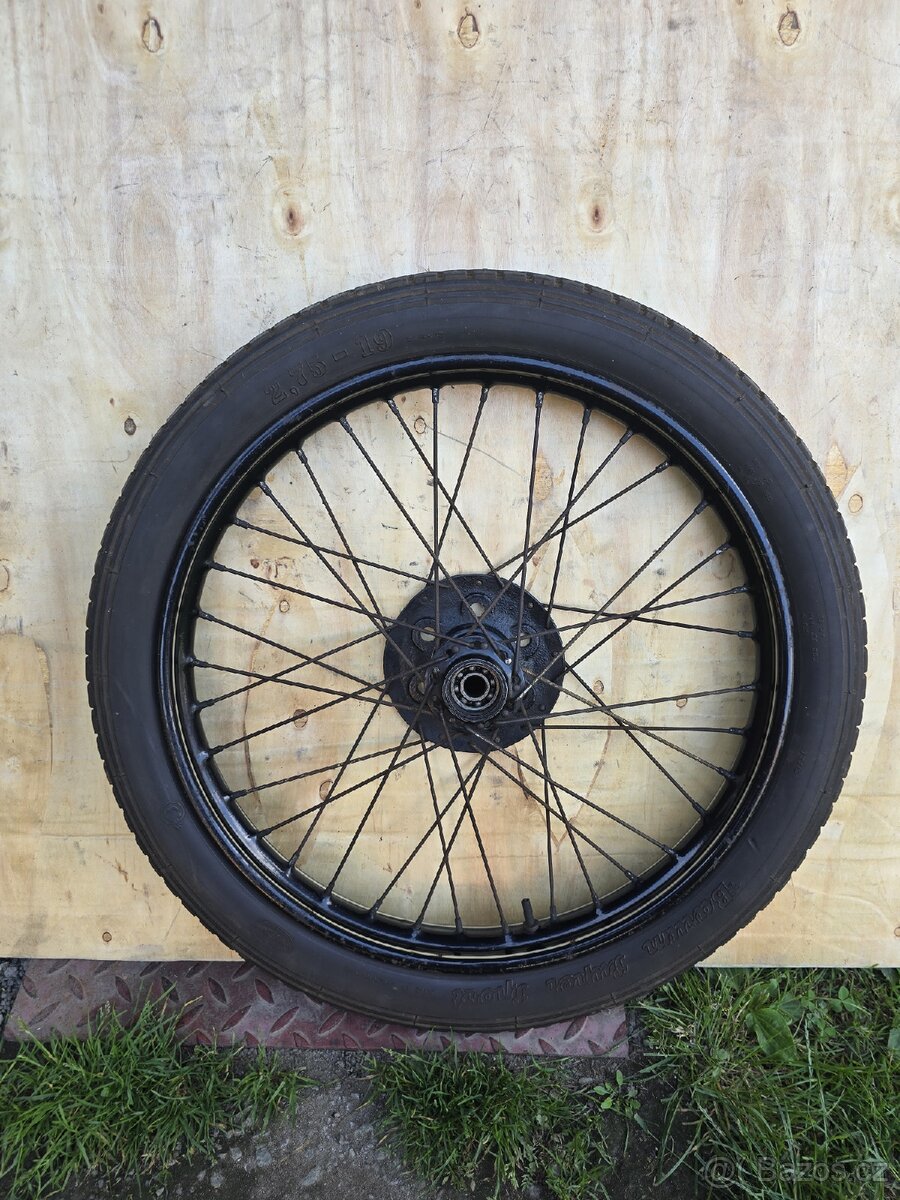 Zadní kolo ČZ 150 C