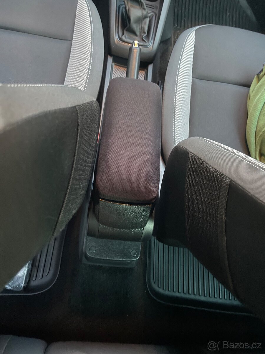 Loketní opěrka Škoda Fabia 3