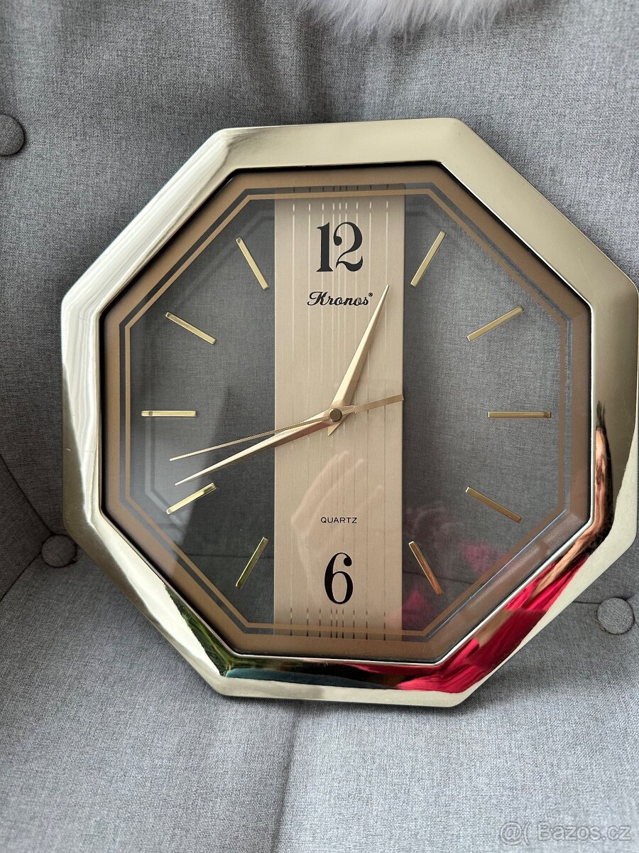 Nástěné hodiny Kronos