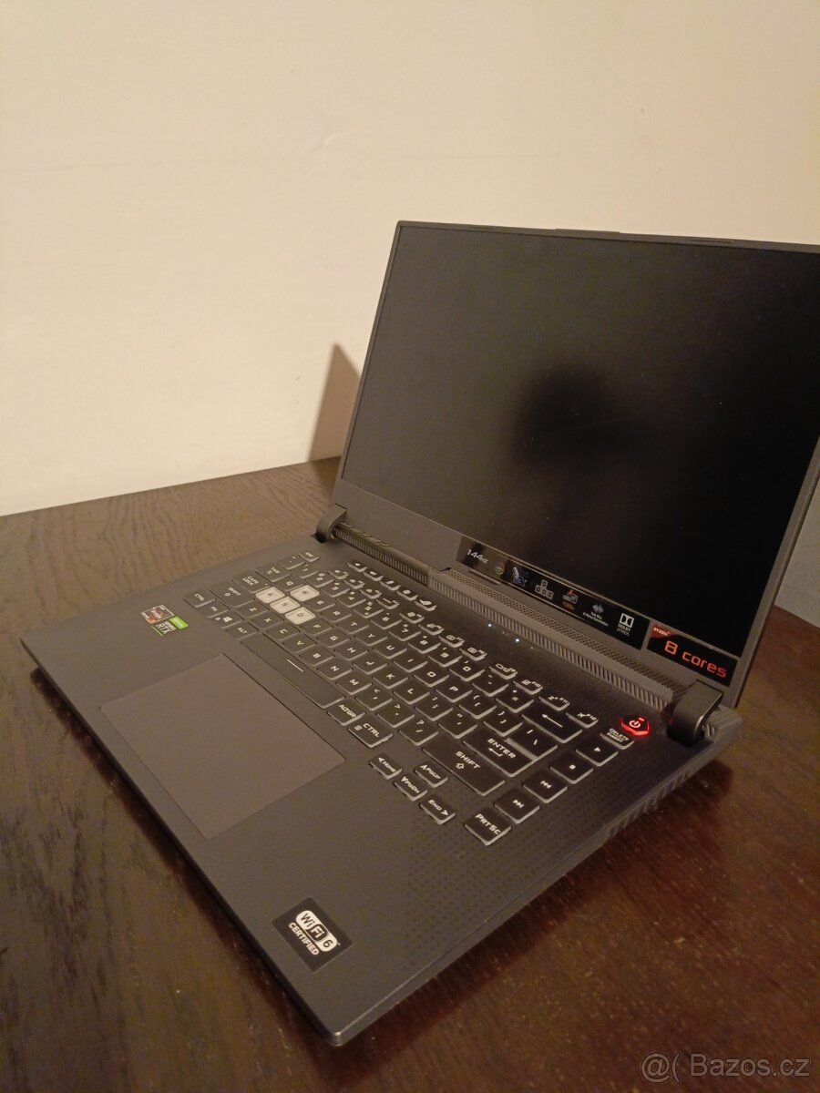 ASUS ROG Strix G15 – Ryzen 7 / RTX 3050Ti / 16GB RAM / 256GB