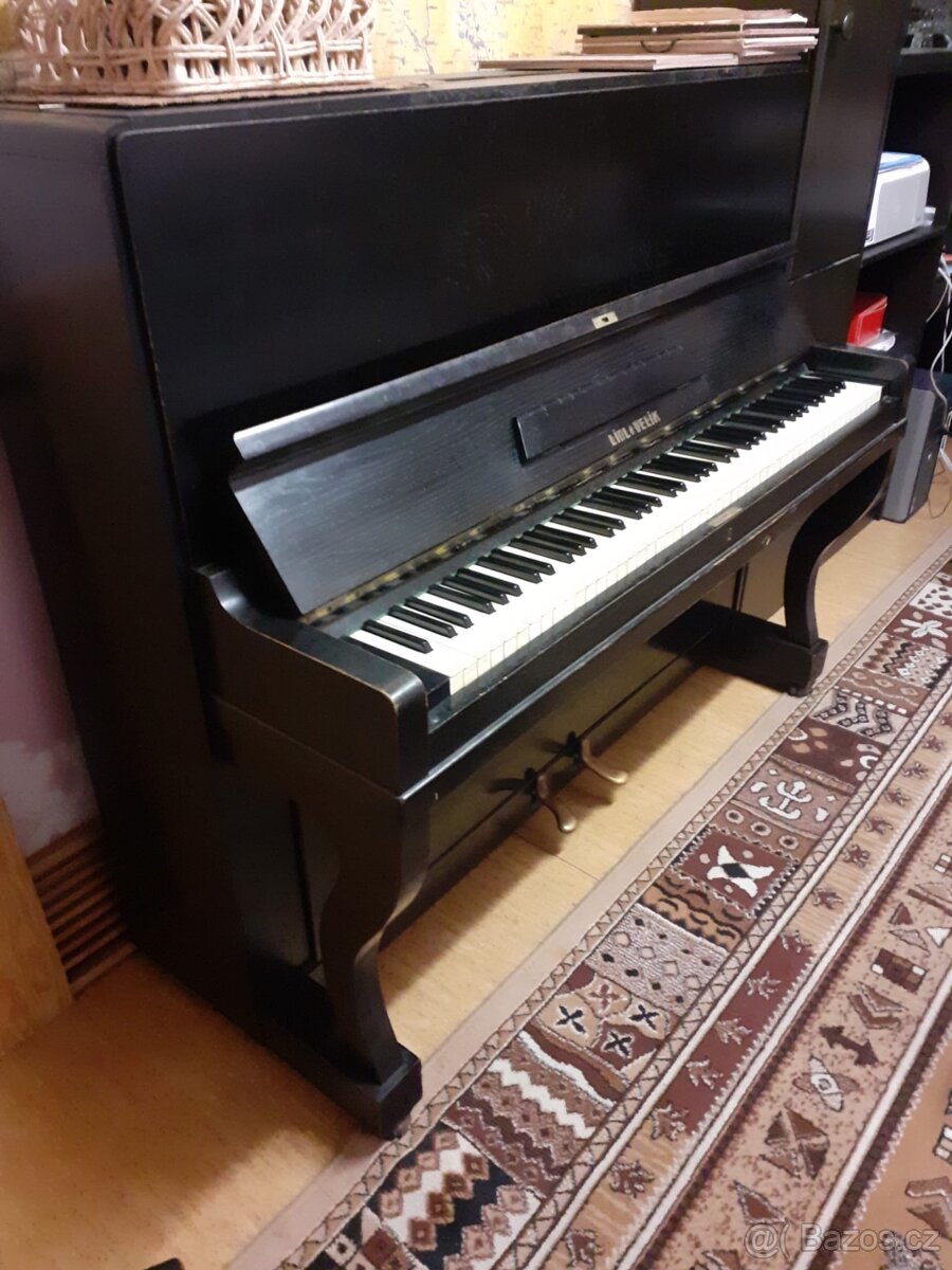 Prodám klavír Lidl a Velik