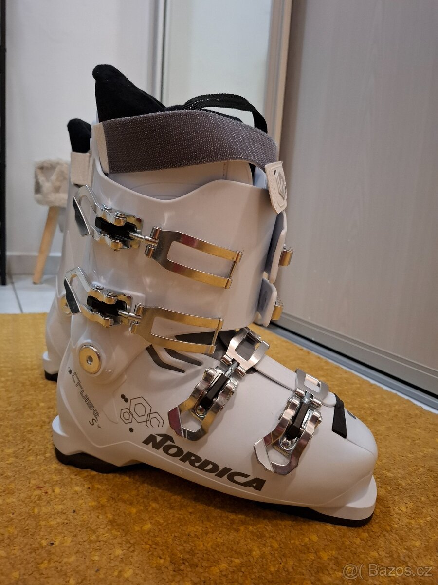 Dámská lyžařská obuv