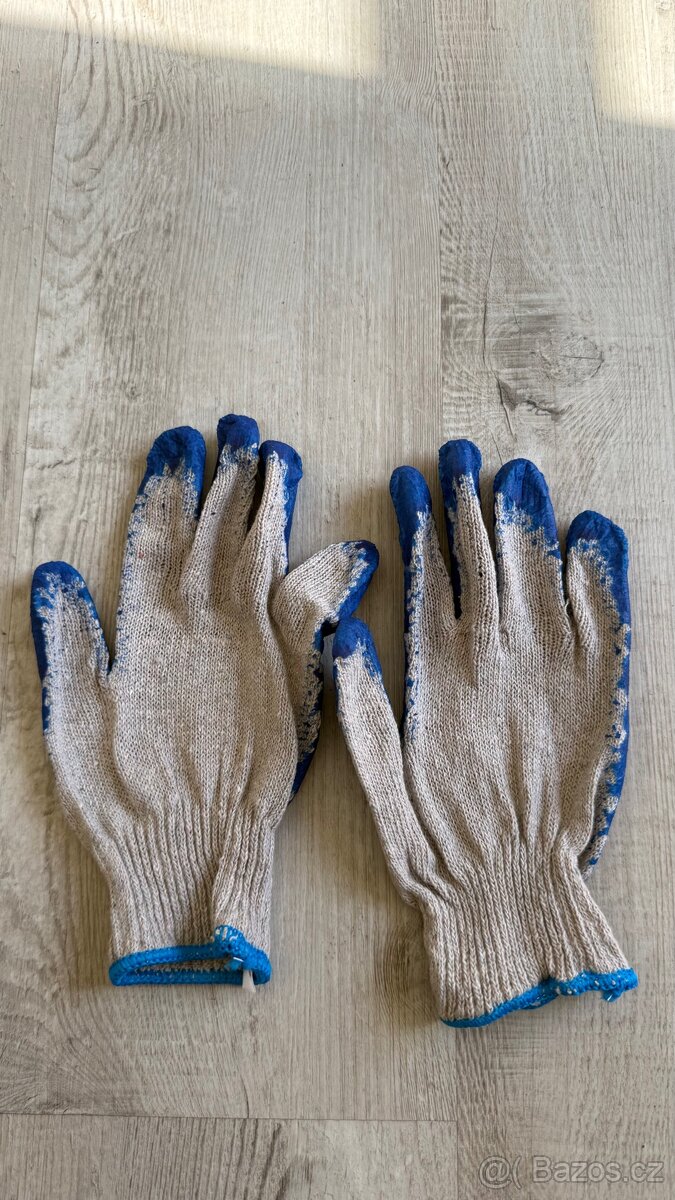Pracovní rukavice pletené s gumou vel. 10