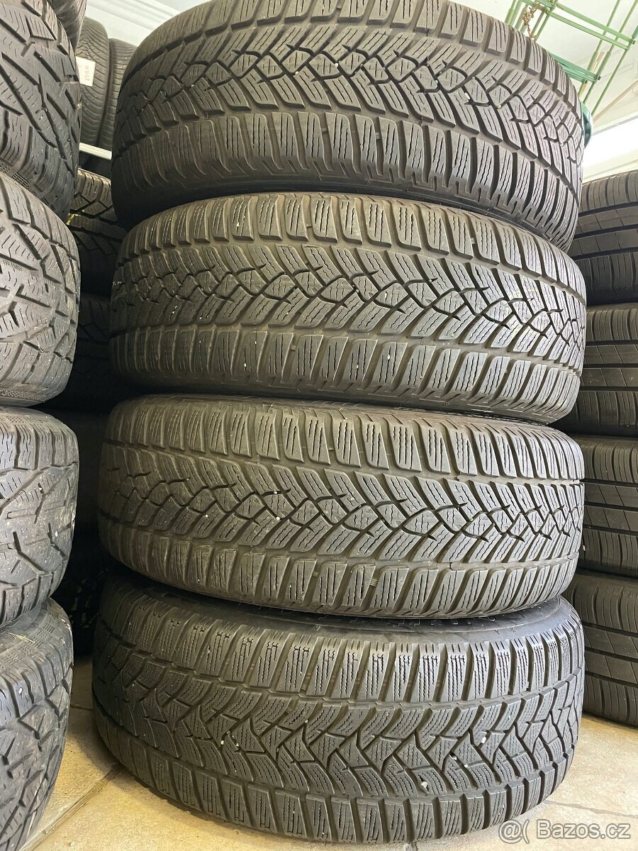 Zimní sada pneumatiky 215/55 R17 4Ks