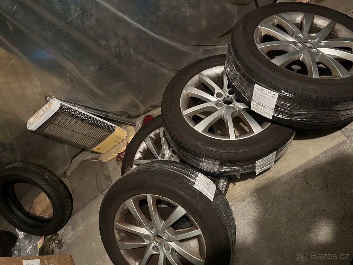 ELBRUS 18 KOLA A ZÁNOVNÍ ZIMNÍ PNEU