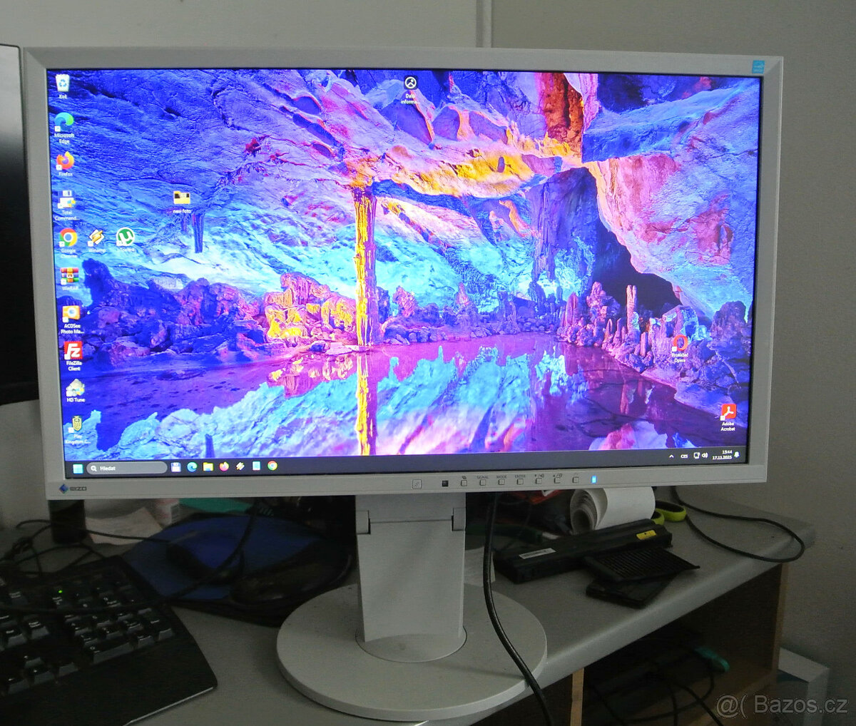 Profesionální 23" FullHD monitor EIZO EV2316W, pivot, repro