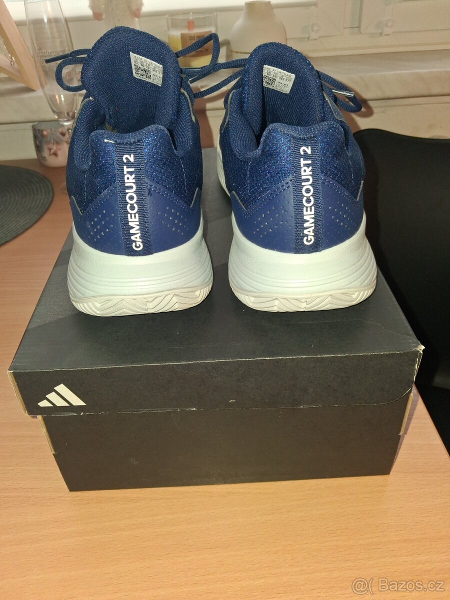 Sportovní boty adidas