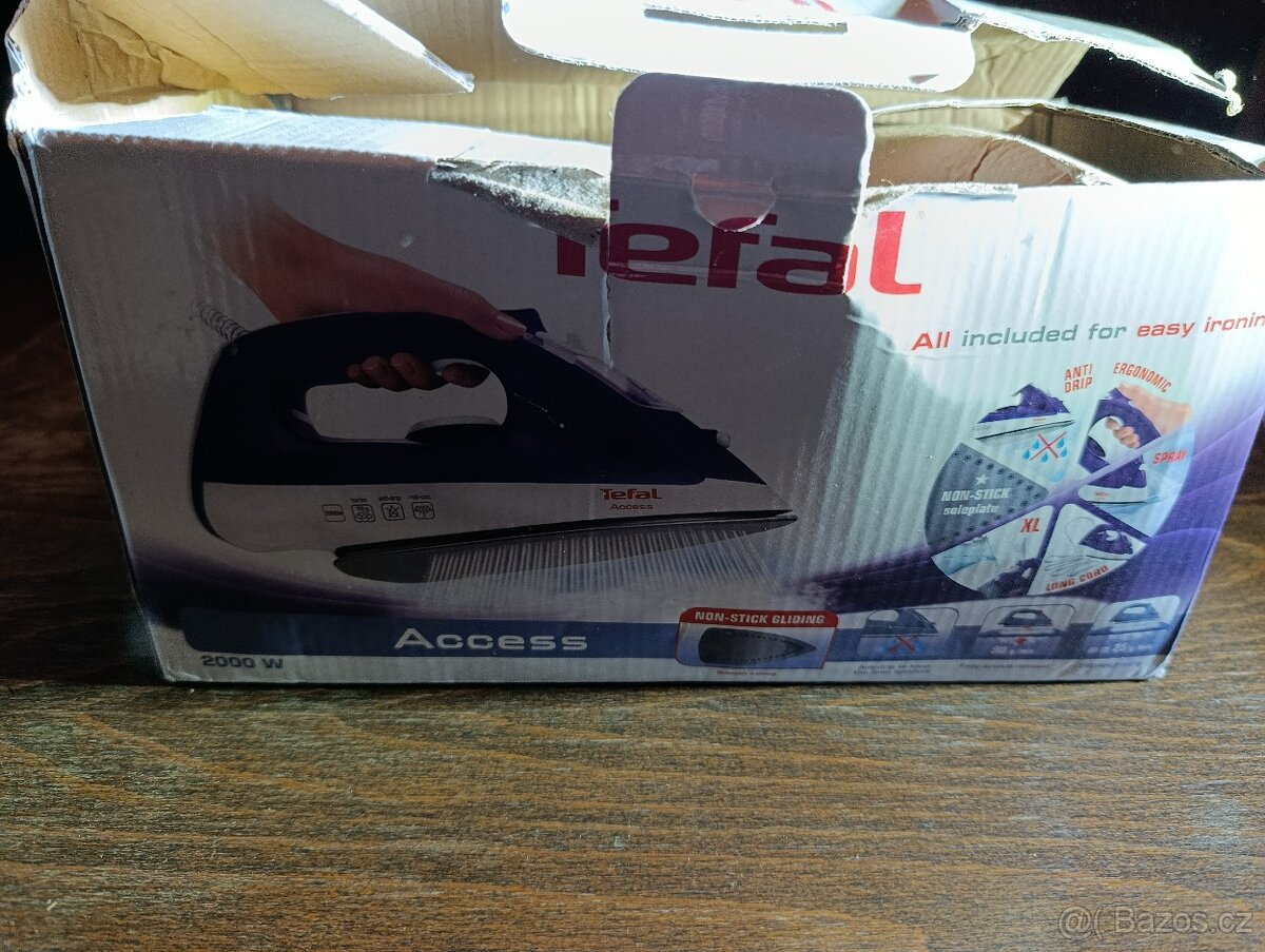 Žehlička Tefal Access