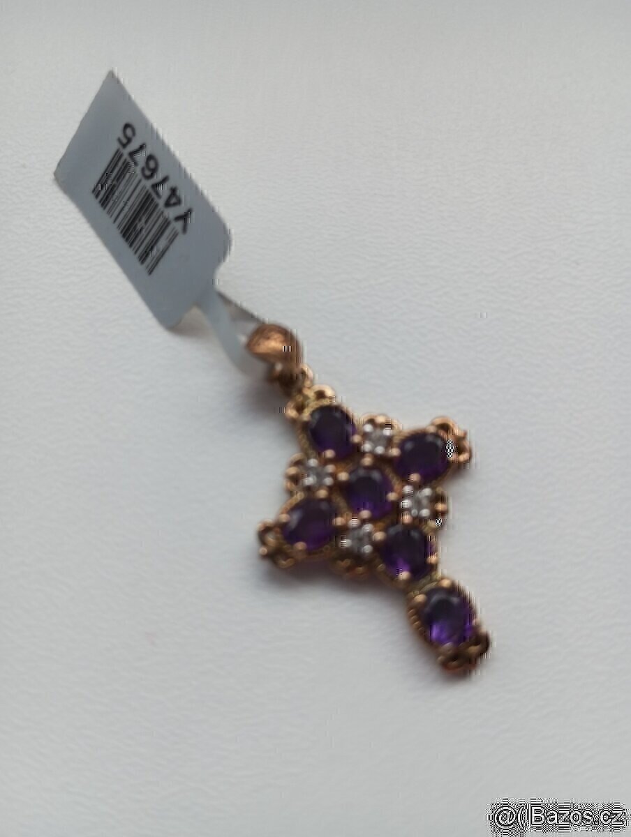 přívěšek s ametystem ve stříbře (Ag)