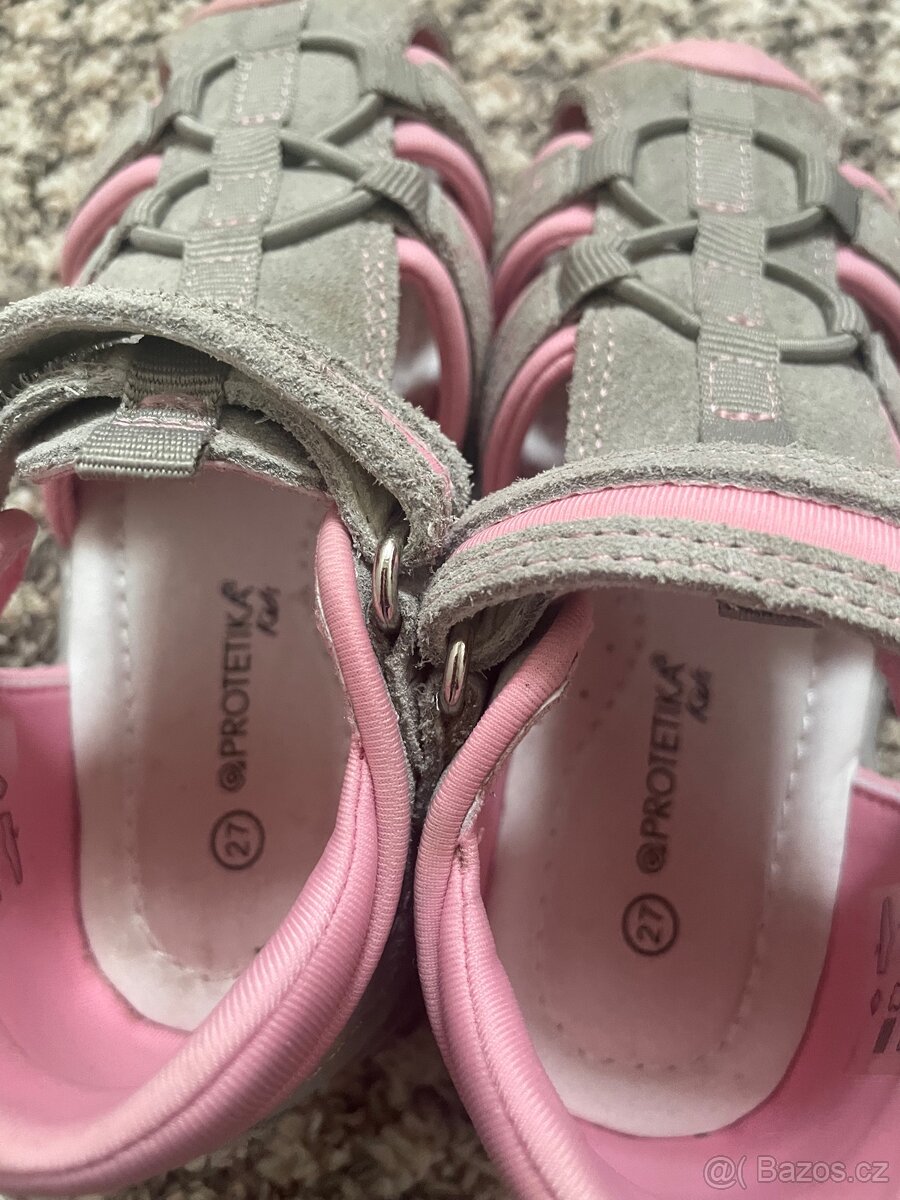 Sandálky dívčí vel 27