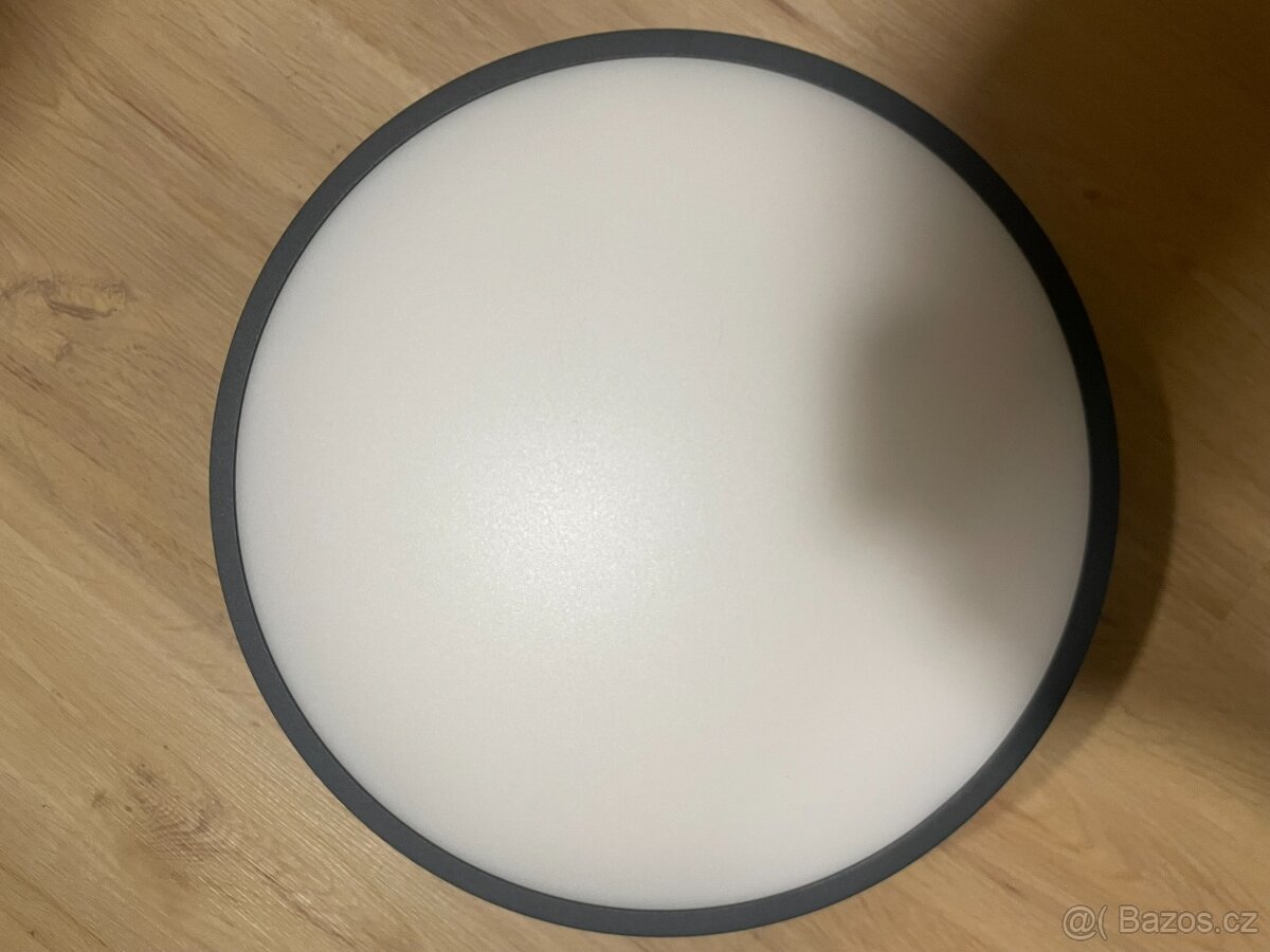 Stropní LED světlo