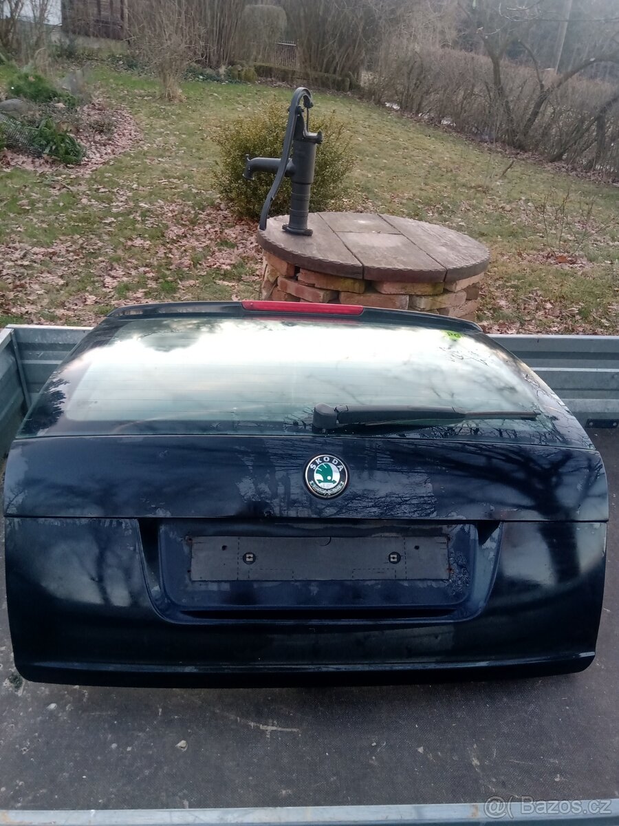 Páté dveře Škoda Octavia kombi