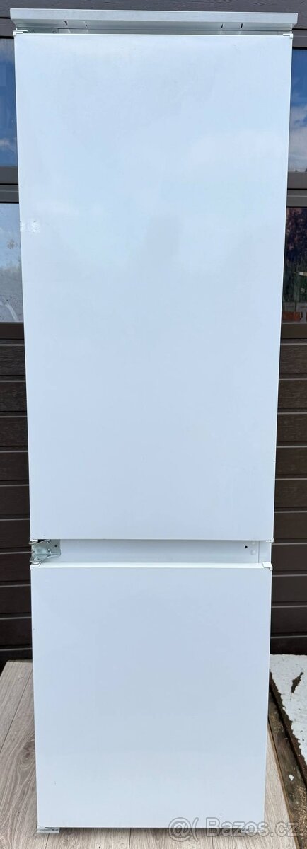 Lednice s mrazákem Ikea (Whirpool)  CB304W