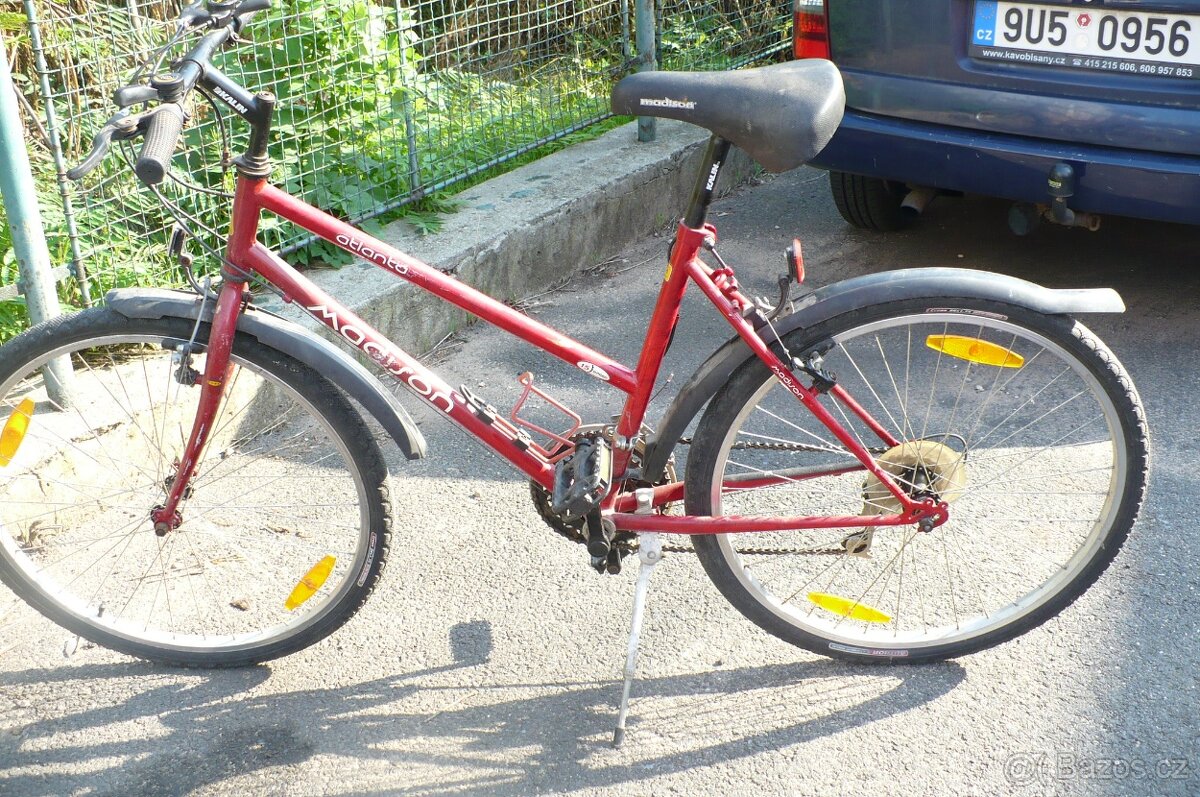 starší dámské kolo /retro/