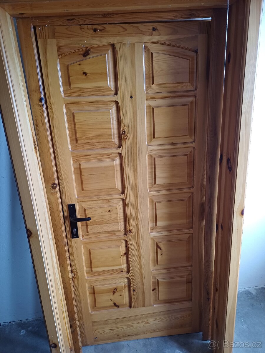 Dveře se zárubněmi