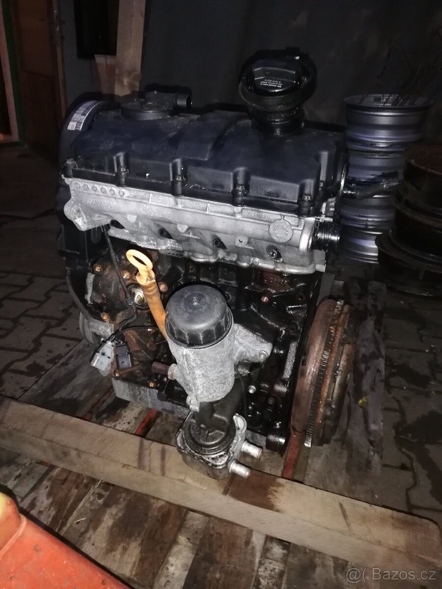 Náhradní díly na golf 4 rozebrano 1.9 85kw