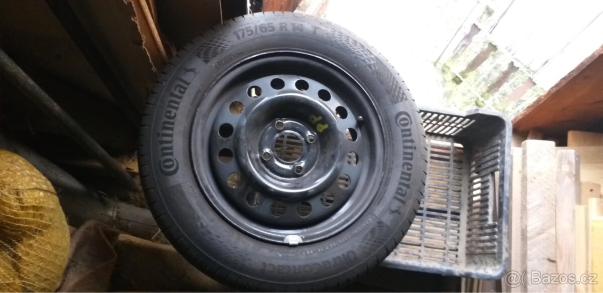Nové letní pneu R14 175/65